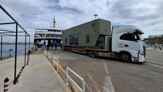 Bozcaada Belediyesi, yasak olduğu halde 15 Nisan Salı günü Ada'ya